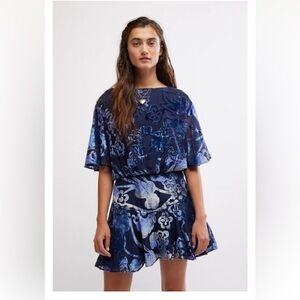 New without tag FREE PEOPLE MANUKA BURNOUT VELVET MINI DRESS. XS. $168